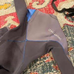 Billabong wetsuit